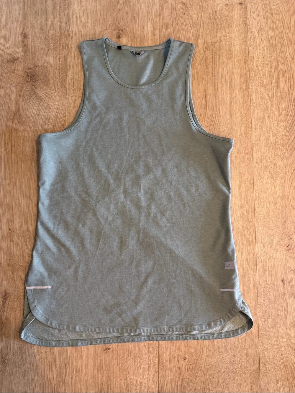 Men’s Gymshark Apex sleeveless training tank top in a sage green Size Large